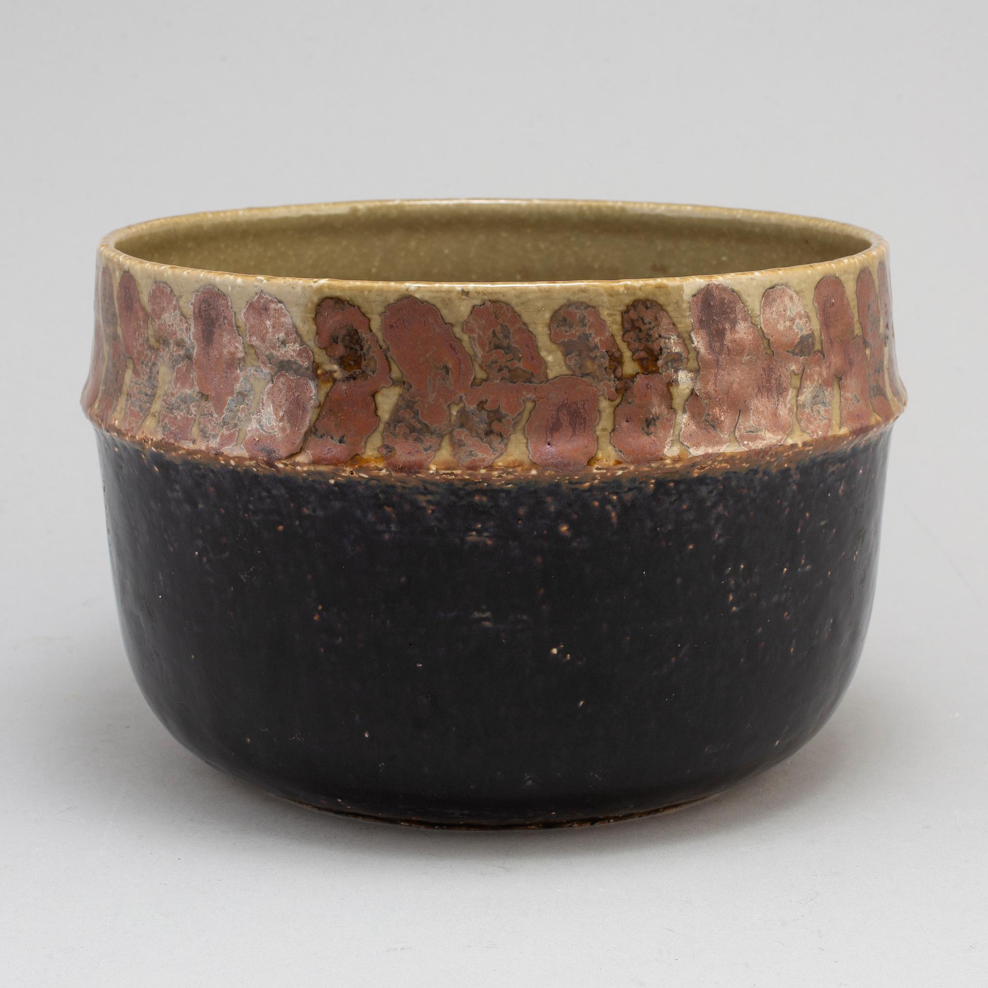 HERTHA BENGTSSON, a unique stoneware flowerpot, Rörstrand 1964.