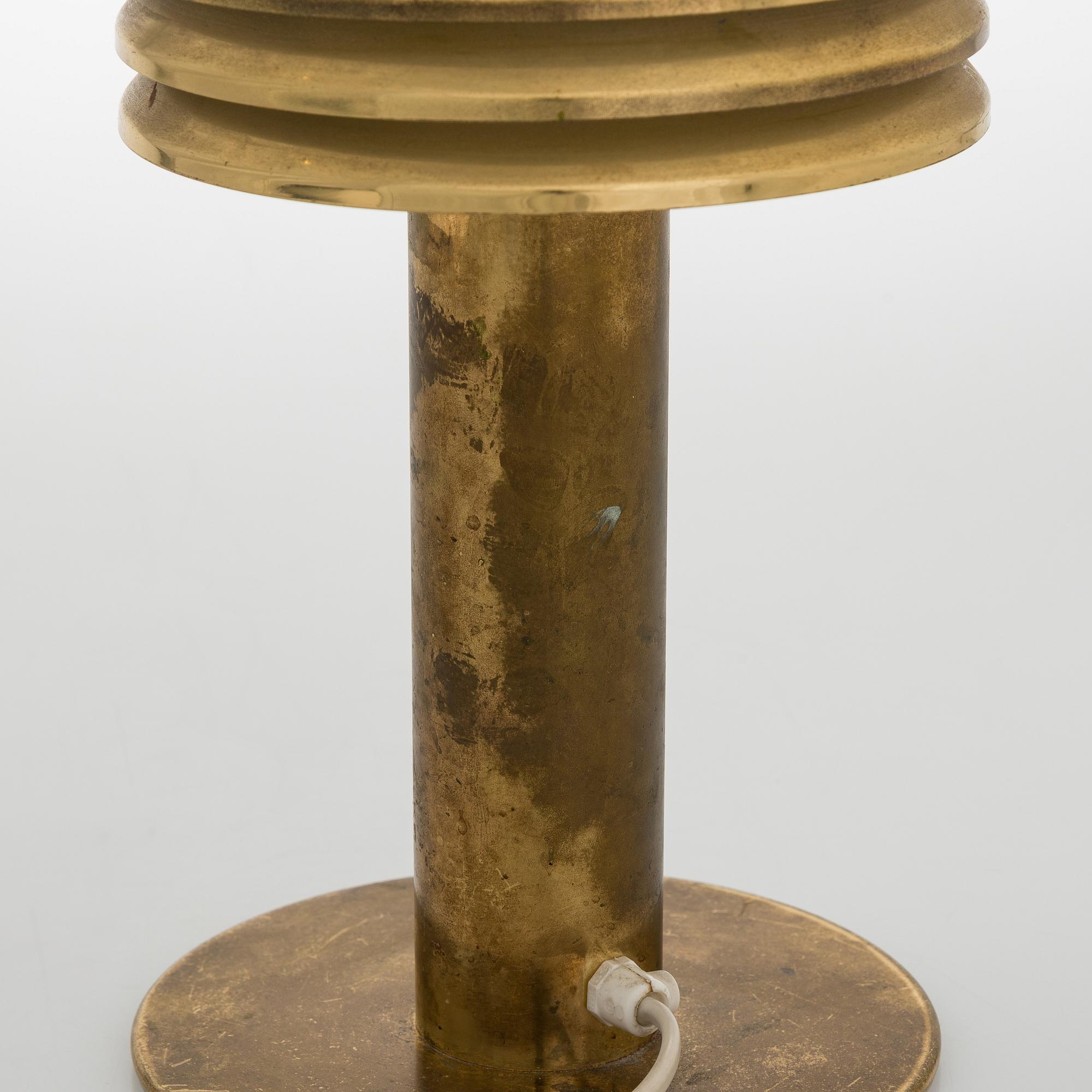 Hans-Agne Jakobsson, pöytävalaisin, malli B142,  Markaryd, 1960-70-luku.