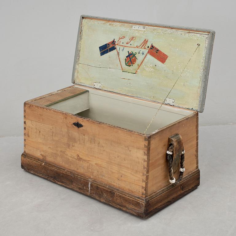 SJÖMANSKISTA, bär datering 1864.
