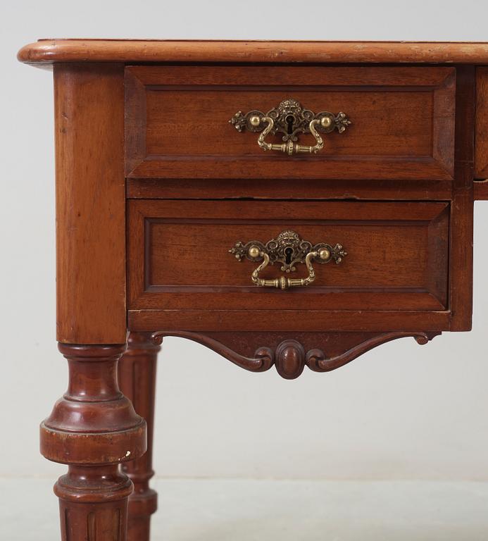 SKRIVBORD, nyrenässans, 1800-talets slut.