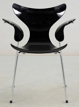 STOL, "Måsen / Mågen / Liljan", Arne Jacobsen för Fritz Hansen, 1900/2000-tal.