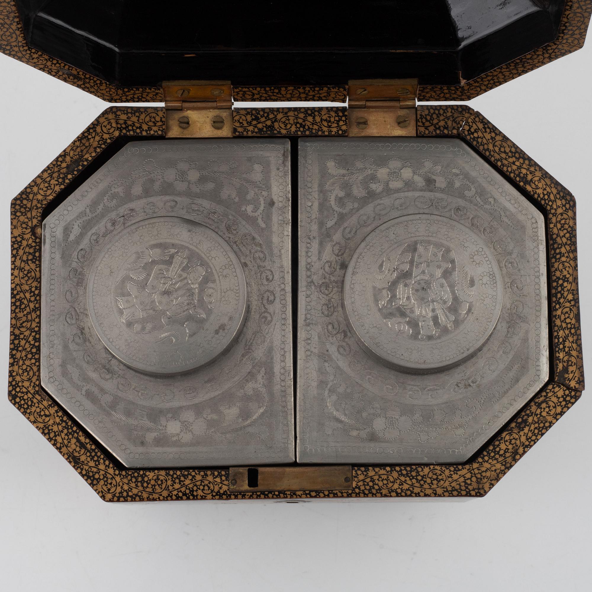 Schatull med tedosor, Kina, Qingdynasti, 1800-tal.