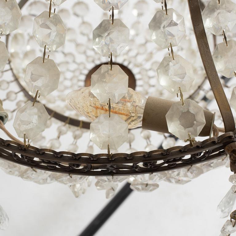 Ljuskrona, empirestil, 1900-talets andra hälft.