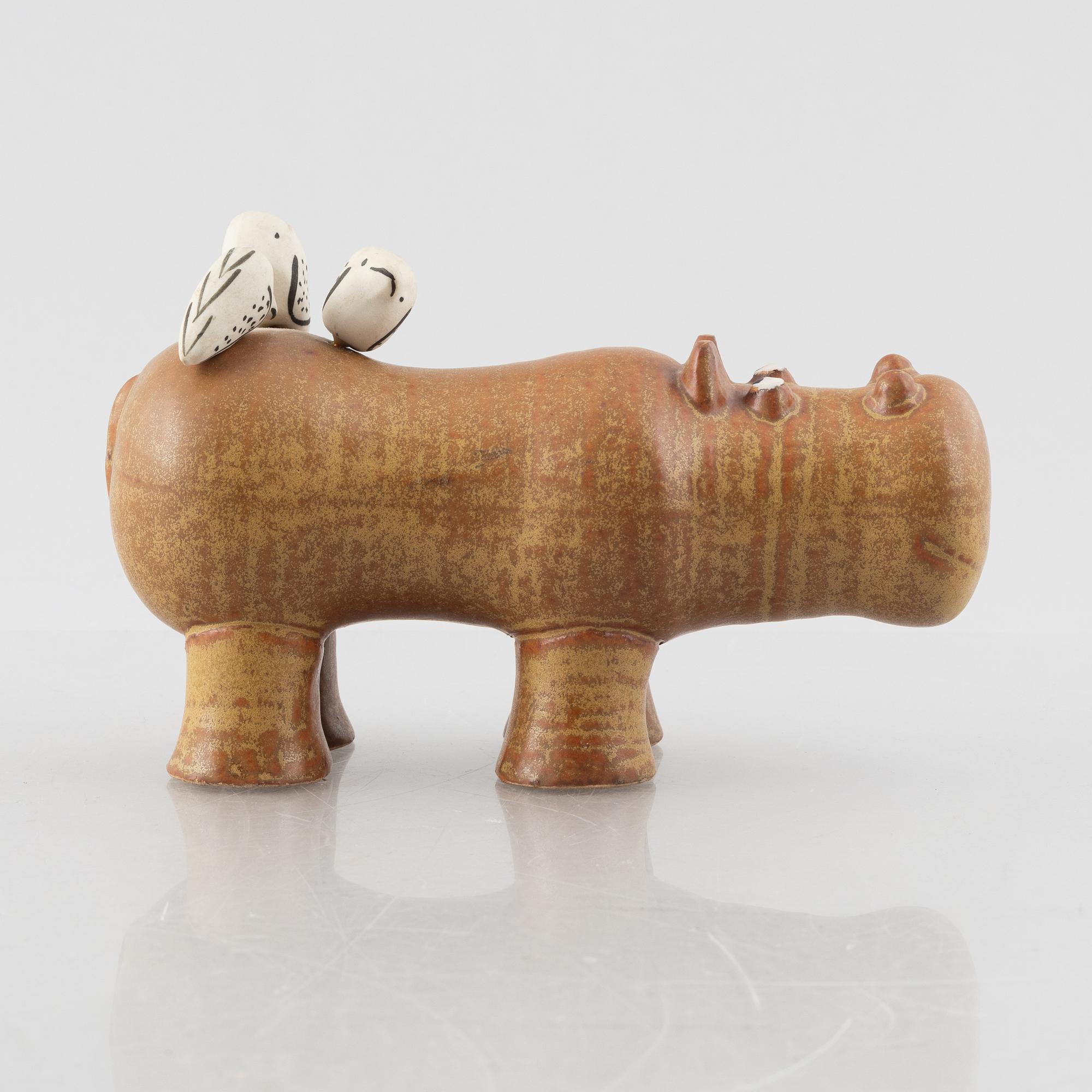 Lisa Larson, figurin, stengods, "Flodhäst med fåglar", Gustavsberg, 1966–1970.