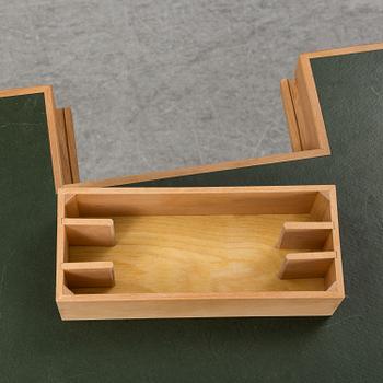 UGLYCUTE, table, Woodstockholm.