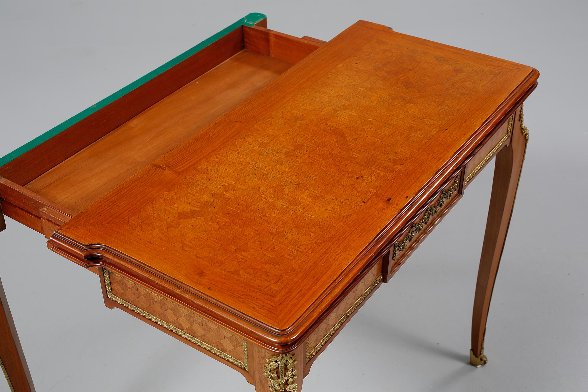 SPELBORD, Louis XV-stil, 1900-talets andra hälft.