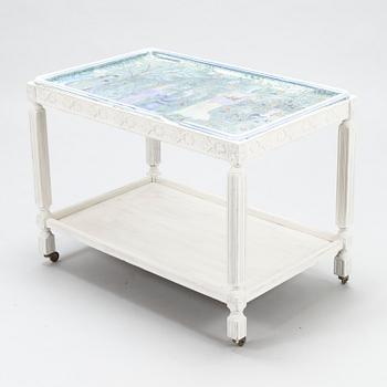 BIRGER KAIPIAINEN, A tray table/tea trolley signed Kaipiainen 1942, Arabia.