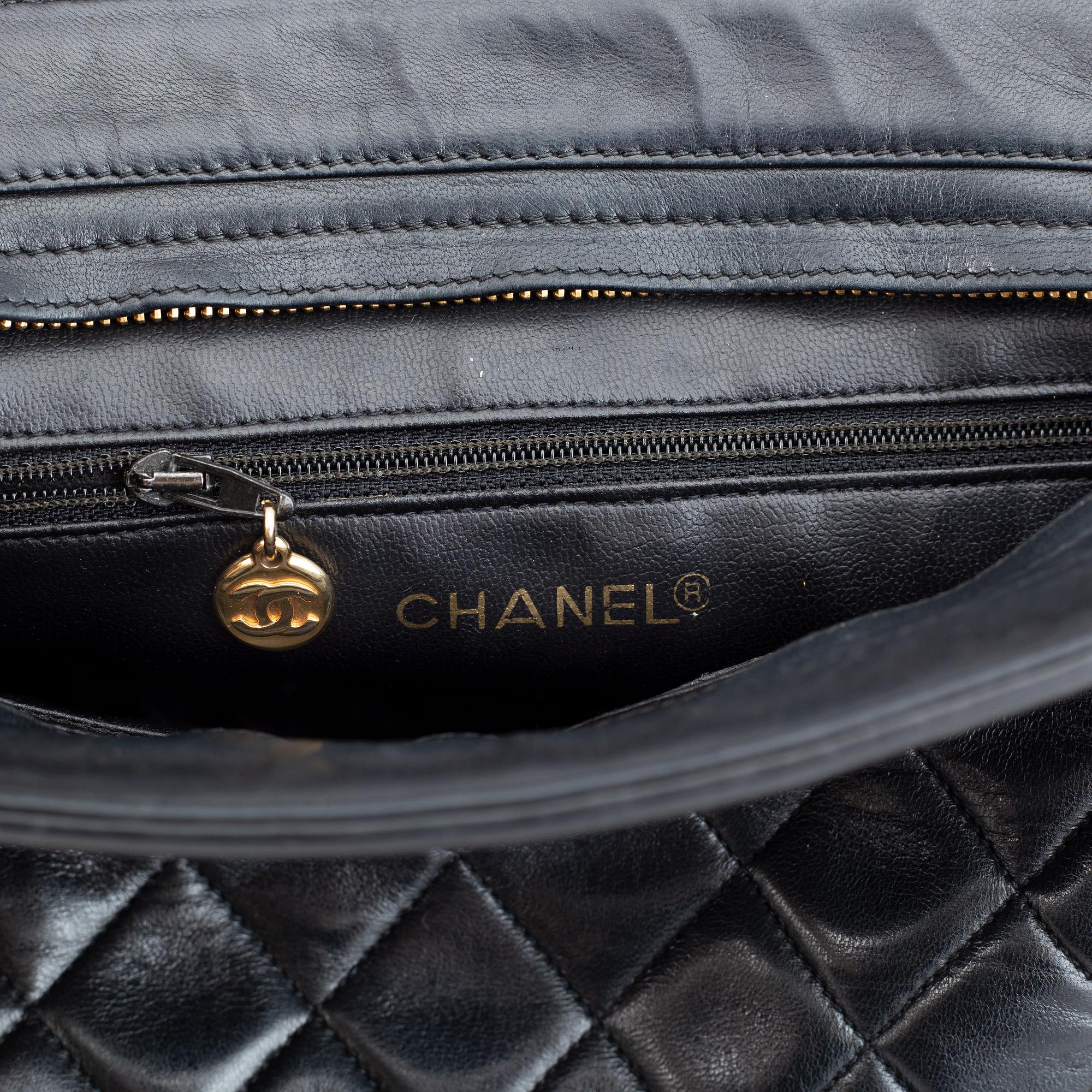 Chanel, a black quilted leather handbag, 1980's.