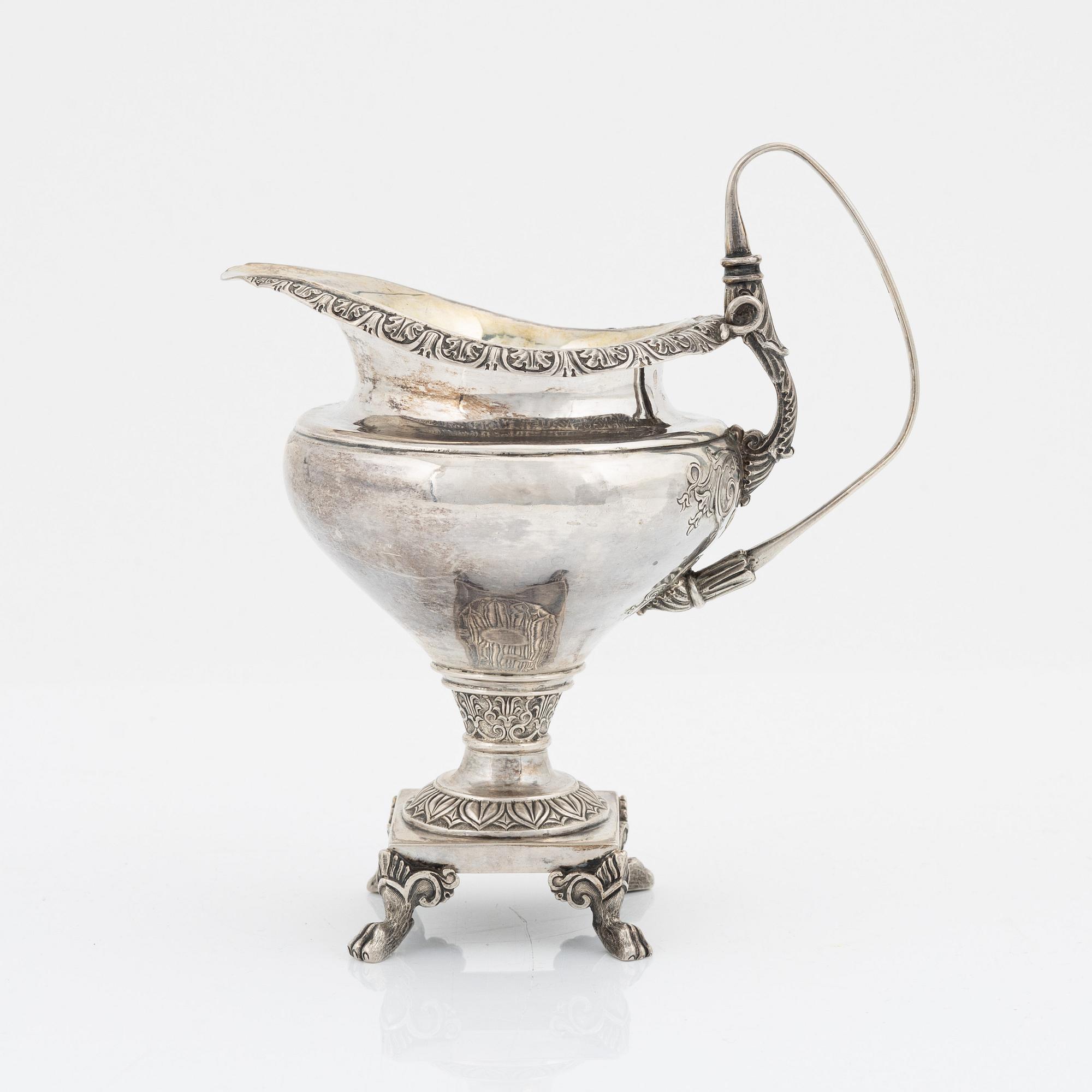 Gräddkanna, silver, Empire, Köpenhamn, Danmark, 1830-tal.
