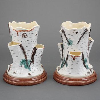 VASER, ett par, flintgods, Gustavsberg, 1900-talets första hälft.