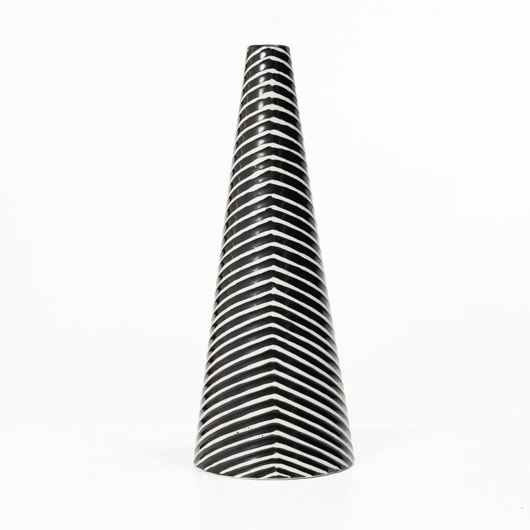 Stig Lindberg, Vase, “Domino”, Gustavsberg, latter half of the 20th century.