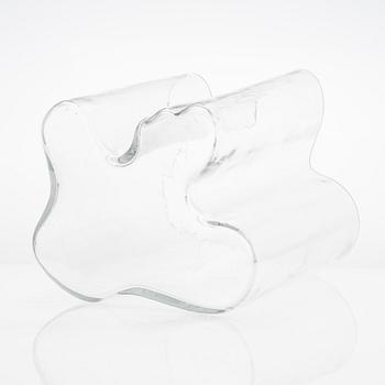 Alvar Aalto,  maljakko, malli 3031, signeerattu Alvar Aalto 28/1985.