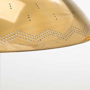 Paavo Tynell, pöytävalaisinpari, malli 5061, Idman 1900-luvun puoliväli.