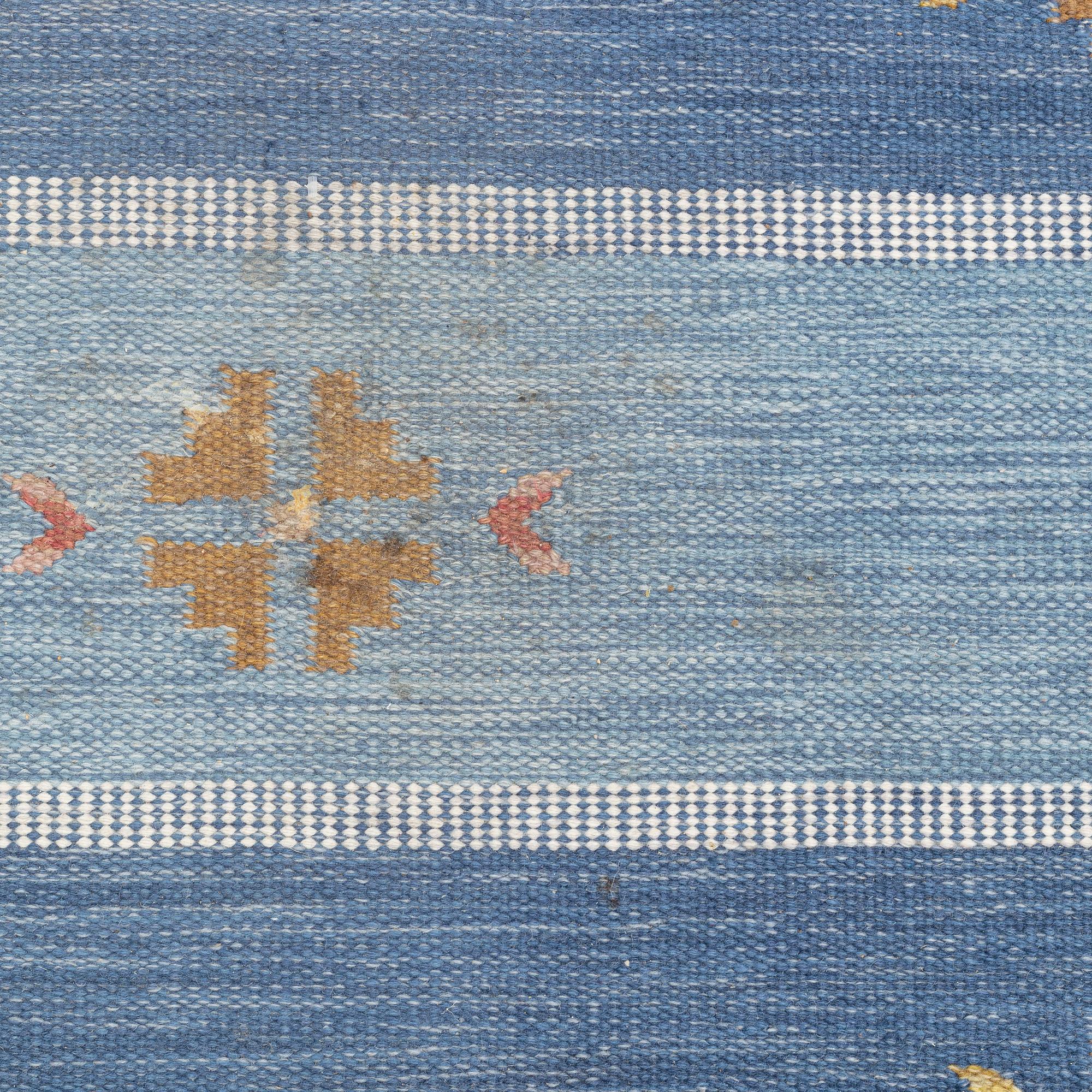 A flat weave carpet, Sweden, signed NN, ca 205 x 142 cm.