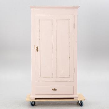 Skåp, 1800-talets slut.