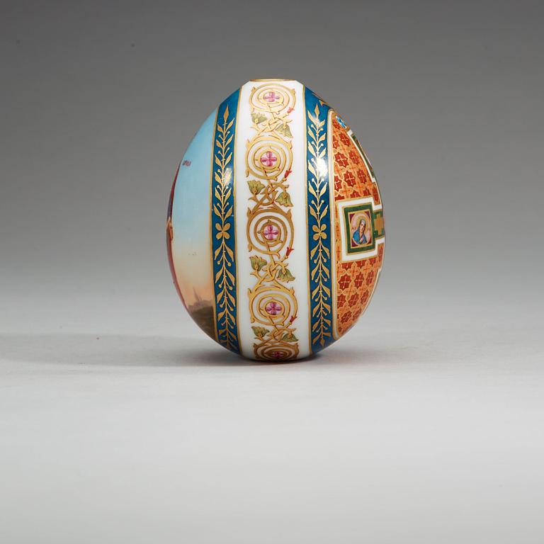 A Russian Easter Egg, Imperial Porcelain Manufactory, St Petersburfg, ca 1890.