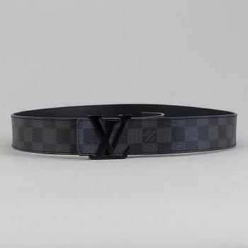 A belt by LOUIS VUITTON, in sixe 95.