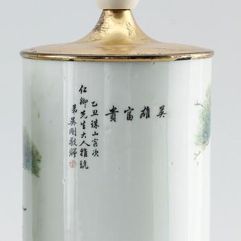 BORDSLAMPOR, 1 par, porslin, Kina, 1900-tal.