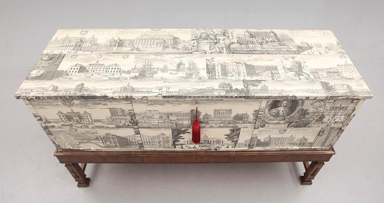 SIDEBOARD. 1900-talets första hälft.