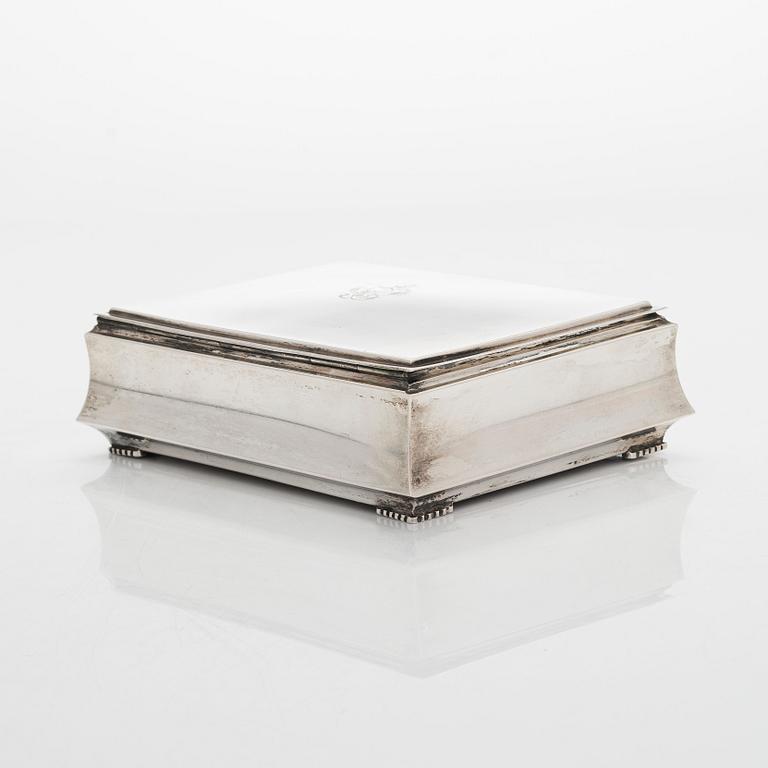 A 20th century silver cigar box, with Finnish import marks, Brødrene Lohne, Bergen.