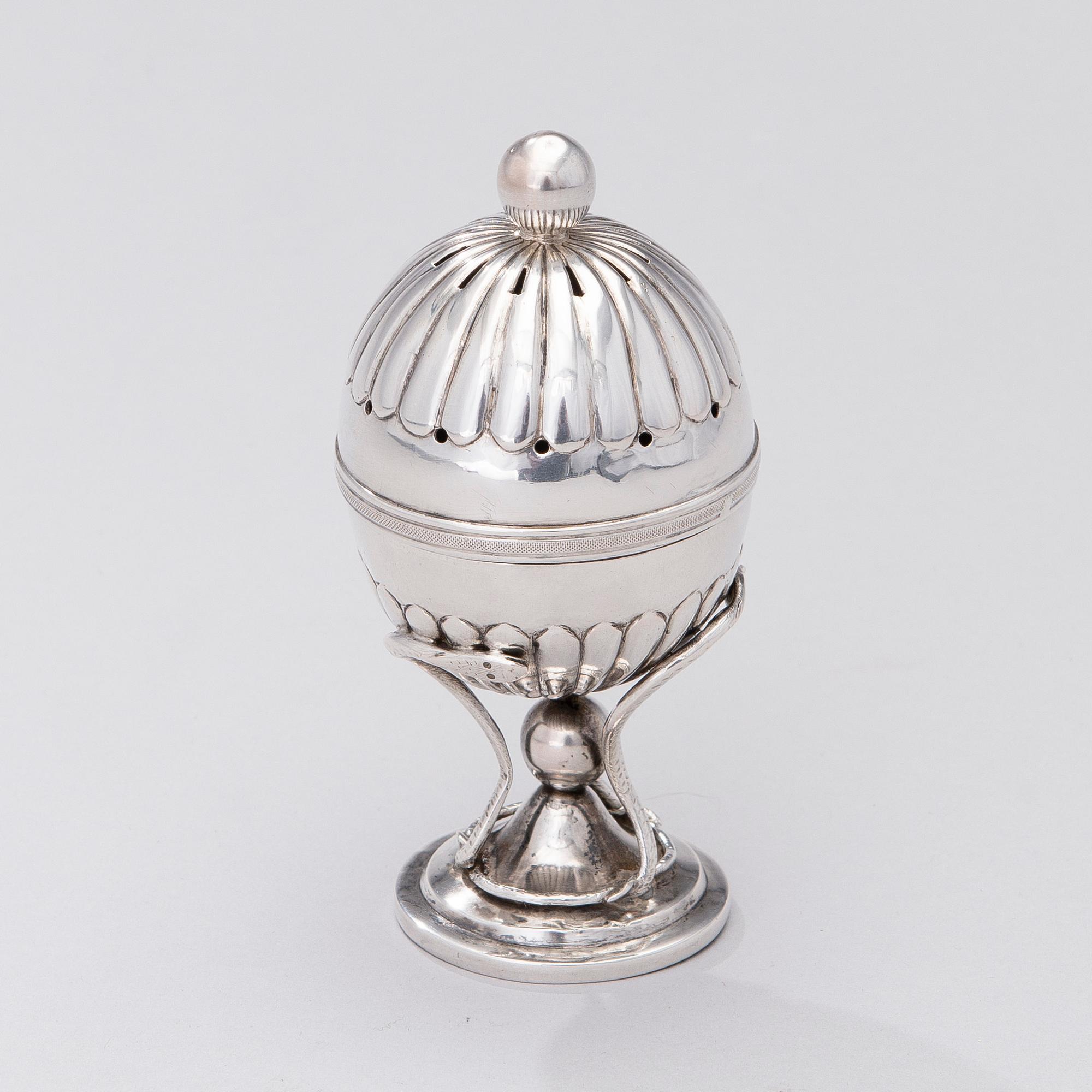 A 19th century silver salt caster, presumably from Bamberg, Germany. Weight 76 g.