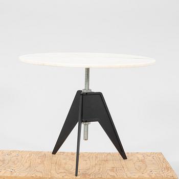 Tom Dixon, table "Screw table" designed in 2007.