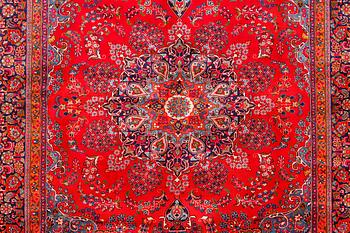 A Najafabad carpet, c. 390 x 302 cm.