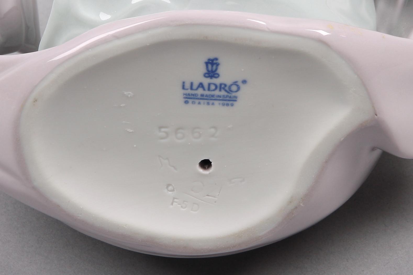 FIGURIN, porslin, Lladro, tillverkningsår 1990-2005.