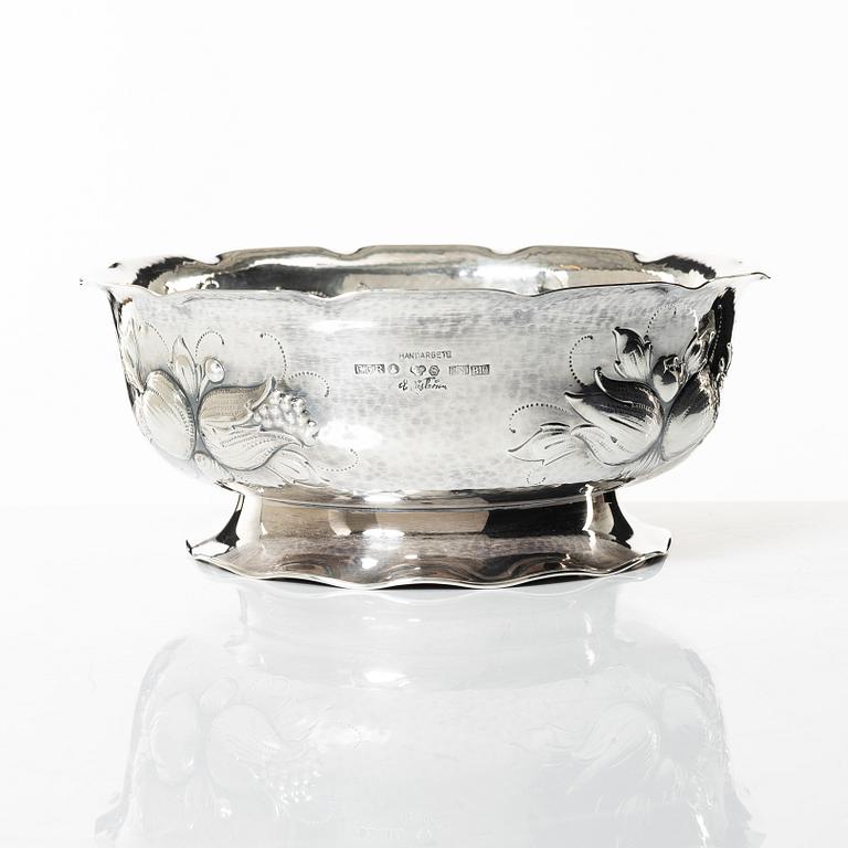 Eric Råström, a silver bowl, CG Råström, Stockholm 1976.