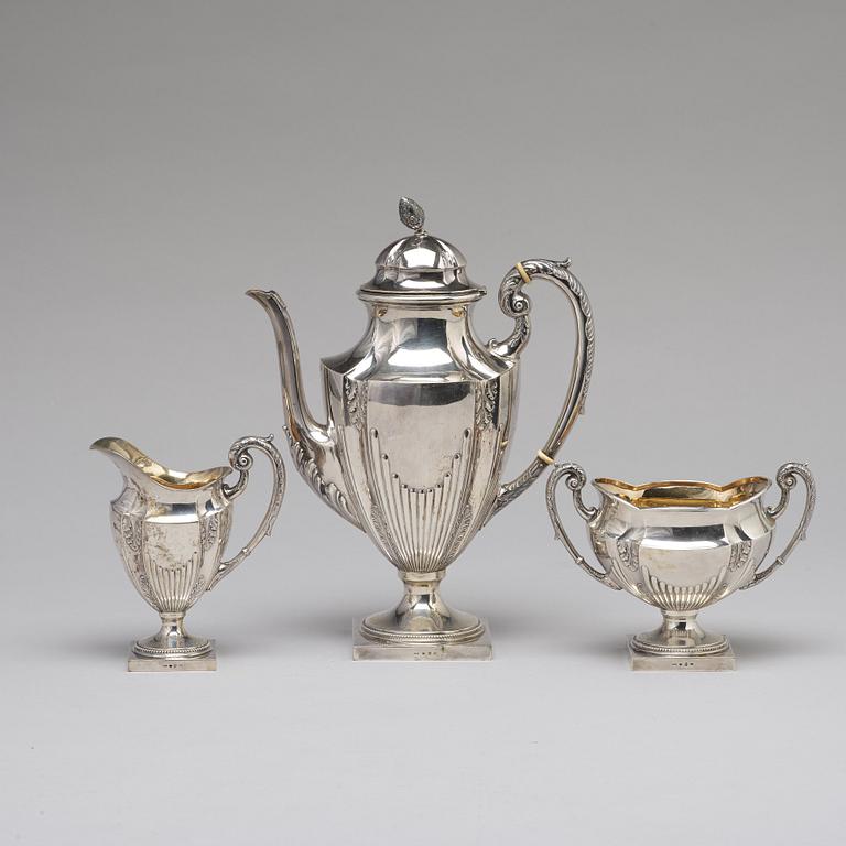 CG HALLBERG, a three part coffee silver service, Stockholm, 1904. 1152 gram.