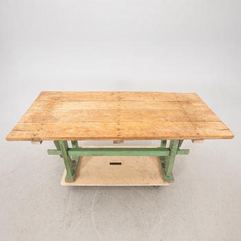 An early 1900s table.