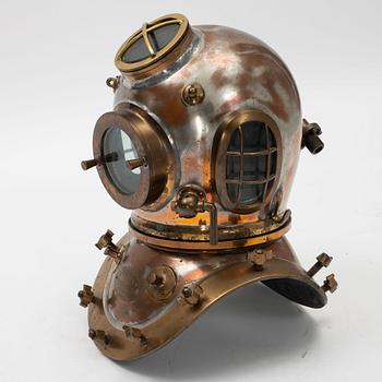 A 12-bolt diving helmet, Siebe Gorman, London, No 15013.