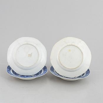A set of eight blue and white export porcelain plates, China, Qianlong (1736-95).