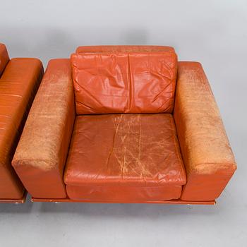 Yrjö Kukkapuro, nojatuoleja, pari, "Variaatio", tilaustyö, Haimi, 1970-luvun loppu.