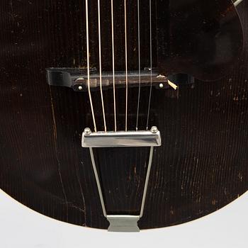 Gibson, "L-1", Cremona Brown, acoustic guitar 1922, USA.