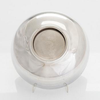 Pekka Piekäinen, skål, silver, J.A. Tarkiainen, Helsingfors 1980.