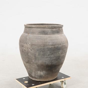 Trädgårds/ golvurna, keramik.