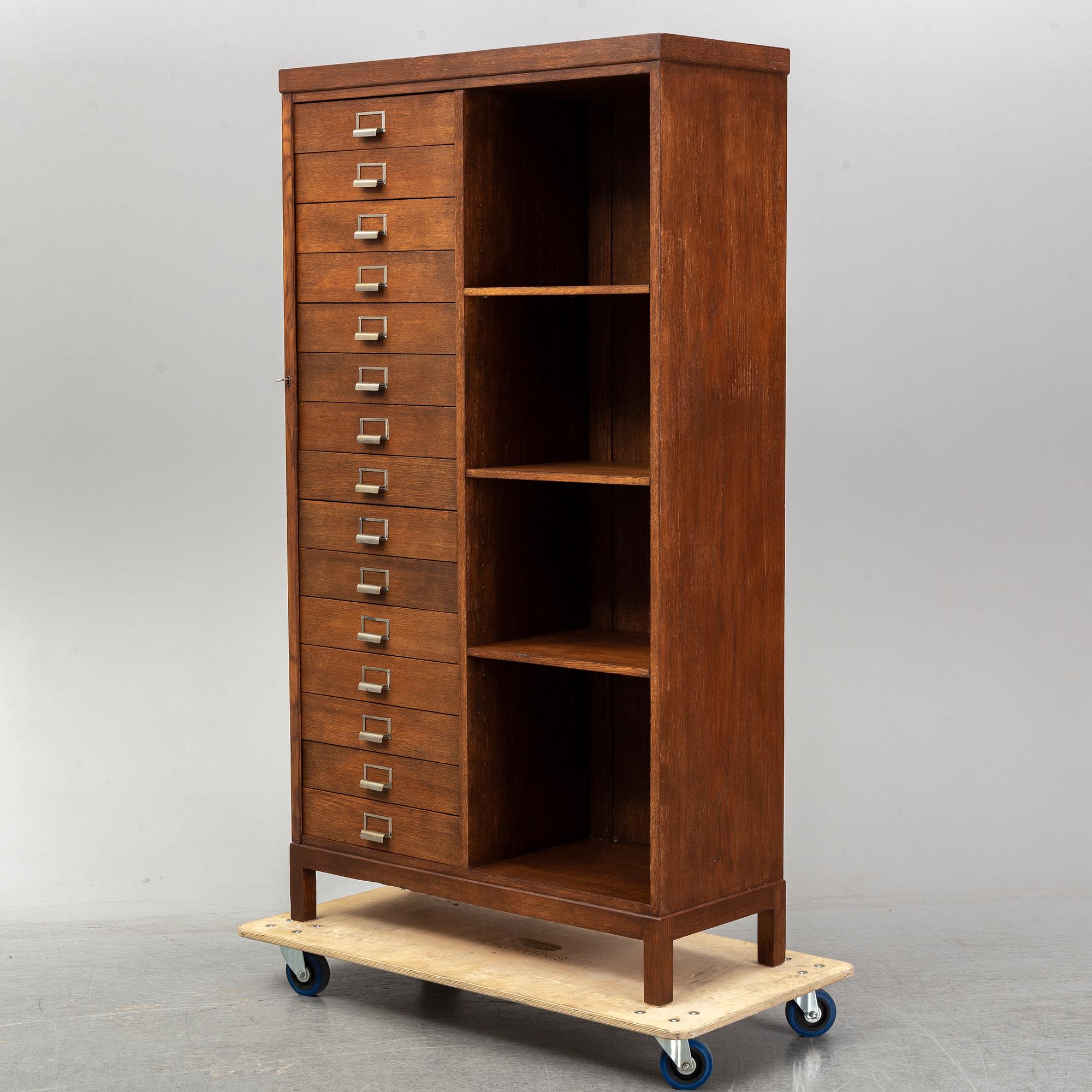 A mid 20th century cabinet.