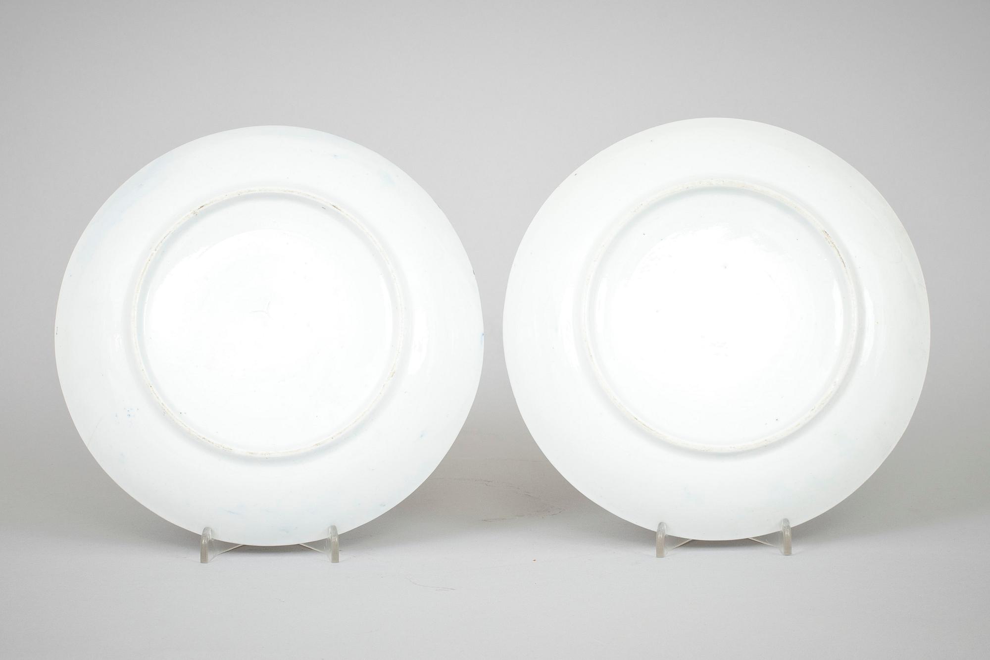 SKÅLFAT, ett par. Porslin, Kina, 1800-talets början.