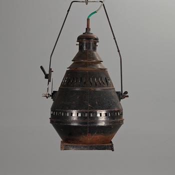 SCENLAMPA, metall, 1900-tal.