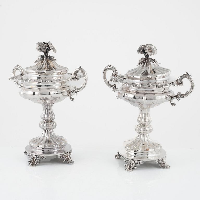 A Pair of Swedish Silver Sugar Bowls, mark of Gustaf Möllenborg (Carl Teodor Féron), Stockholm 1856.