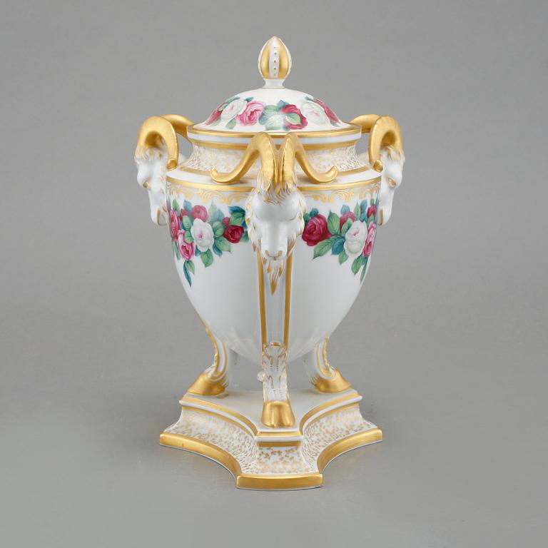 LOCKURNA, porslin, empire-stil, Rosenthal, 1900-tal.