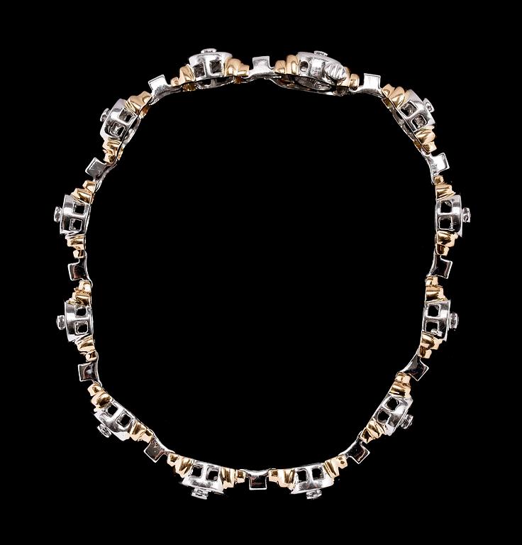 BRACELET, brilliant and baguette cut diamonds, tot. app. 4 cts.