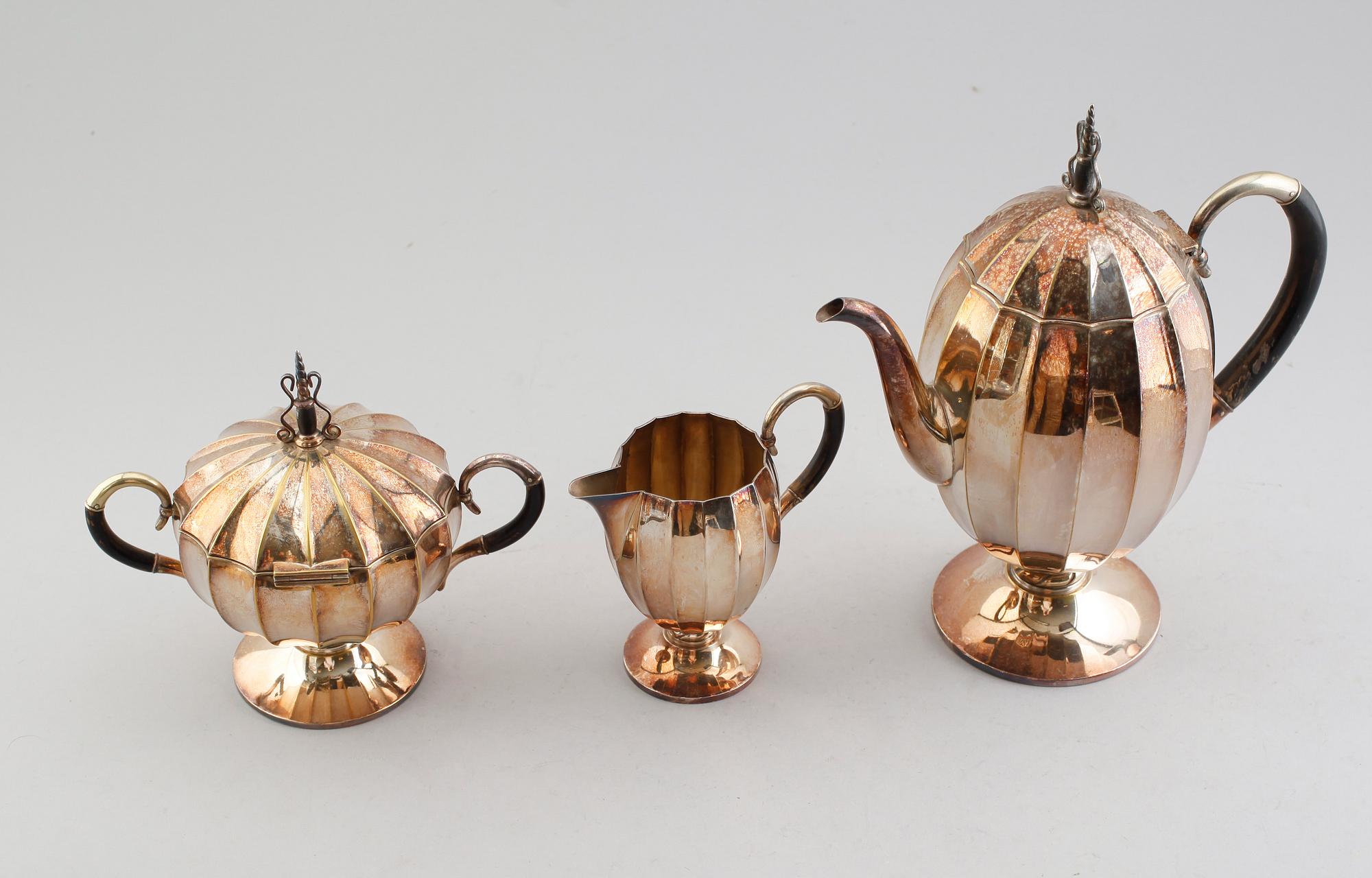 KAFFESERVIS, 3 delar, nysilver,  C.G Hallberg, 1900-talets första hälft.