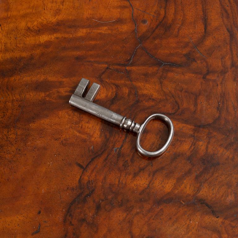 Snedklaffsekretär, senbarock, 1700-talets mitt.