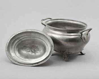 TERRIN, tenn, rokoko, otydlig årsstäpel, troligen 1784.