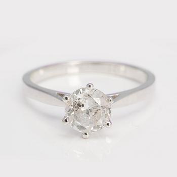 RING, 18K vitguld med briljantslipad diamant ca  1.01 ct.