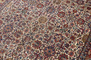 A semi antique Keshan "Dabir" carpet, central Persia, c. 348 x 229 cm.