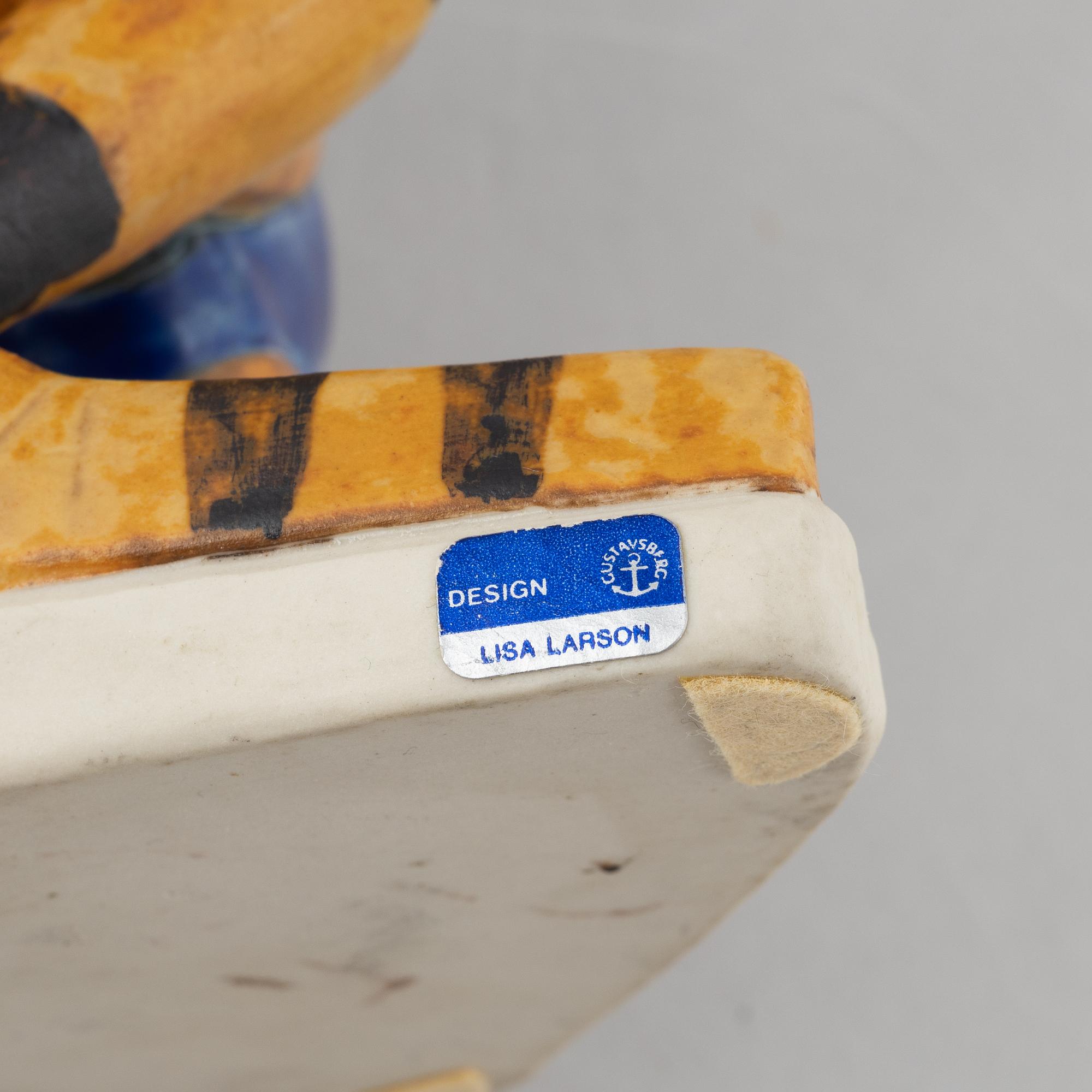 Lisa Larson, figuriner, 2 st, stengods, "Ishockeyspelare", Gustavsberg.