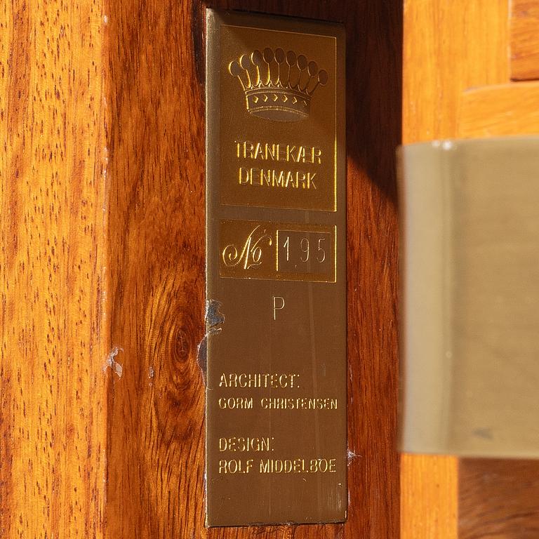 Gorm Christensen & Rolf Middelboe, skrivbord med sideboard, Tranekaer, Danmark, 1960-tal.